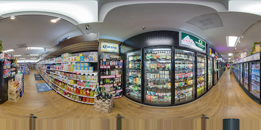 Liquor Store «Hillsboro Liquor Store», reviews and photos, 2055 SE Tualatin Valley Hwy #14, Hillsboro, OR 97123, USA