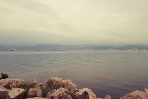 Kocaeli Büyükşehir Belediyesi Plaj Yolu Sahili image
