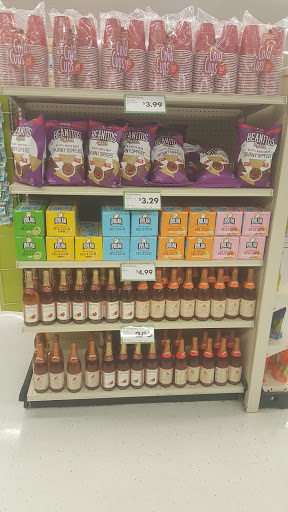 Grocery Store «Family Fresh Market», reviews and photos, 110 W 4th St, New Richmond, WI 54017, USA