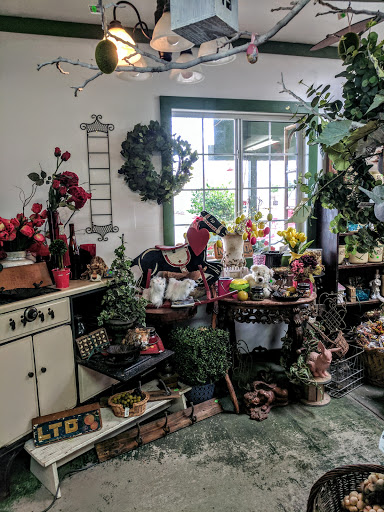 Florist «Sequoia Flowers Produce & More», reviews and photos, 20940 Ave 296, Exeter, CA 93221, USA