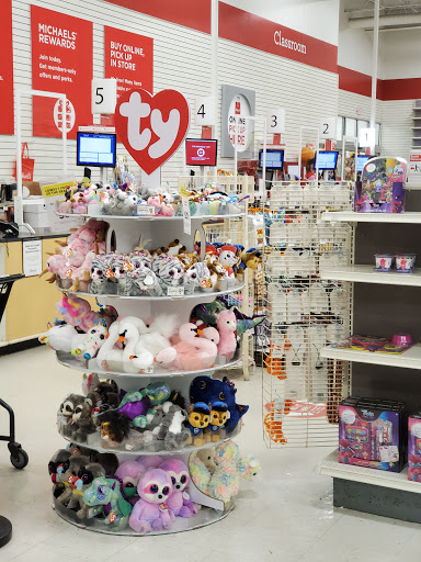 Craft Store «Michaels», reviews and photos, 18 Watertower Plaza, Leominster, MA 01453, USA