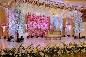 Tusar Events & Catering image