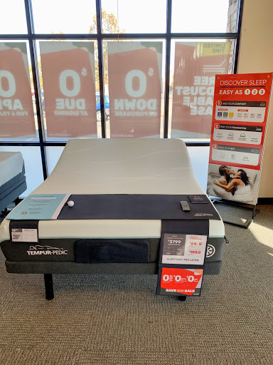 Mattress Store «Mattress Firm Woodland», reviews and photos, 2051 Bronze Star Dr #100, Woodland, CA 95776, USA
