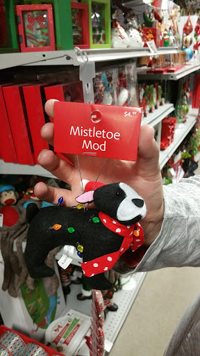 Home Goods Store «At Home», reviews and photos, 4620 Stadium Dr, Kalamazoo, MI 49008, USA