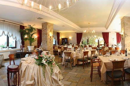 Ristorante Taverna Aulalia Srl Via Sandro Pertini, 182, 67051 Avezzano AQ, Italia
