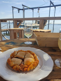 Plats et boissons du Restaurant de fruits de mer Au Détour Mas Conchylicole à Loupian - n°14