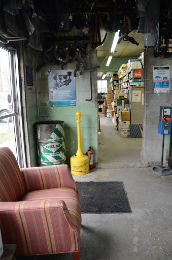 Auto Repair Shop «Import Auto Service & Parts», reviews and photos, 929 Long Hollow Pike, Gallatin, TN 37066, USA