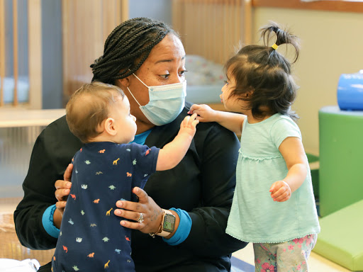 Bilingual nurseries in Philadelphia