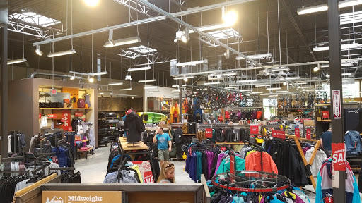 Camping Store «REI», reviews and photos, 7531 North Point Pkwy, Alpharetta, GA 30022, USA
