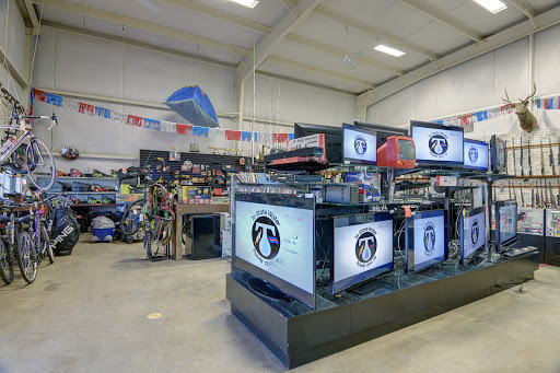 Pawn Shop «USA Loans Pawn Shop», reviews and photos, 5925 S University Ave, Little Rock, AR 72209, USA