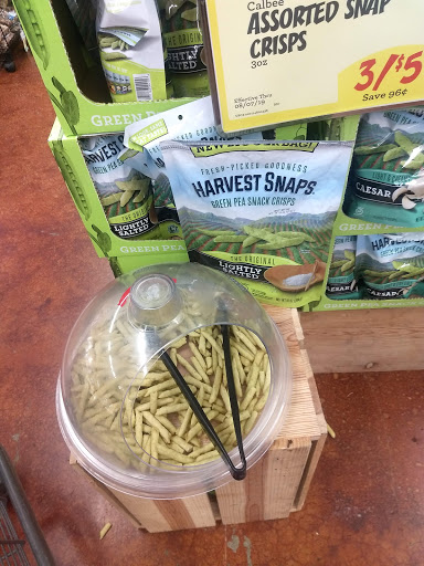 Grocery Store «Fresh Thyme Farmers Market- 82nd», reviews and photos, 4225 E 82nd St, Indianapolis, IN 46250, USA