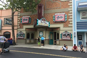Pines Theater image