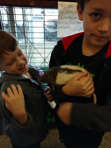 Pet Supply Store «Pet Partners», reviews and photos, 1962 W State St, Bristol, TN 37620, USA