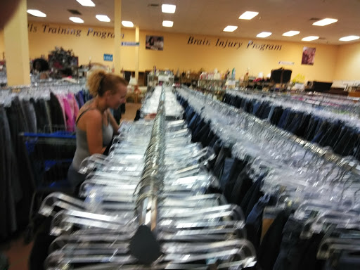 Thrift Store «Goodwill Port St. Lucie/Gatlin Store & Donation Center», reviews and photos