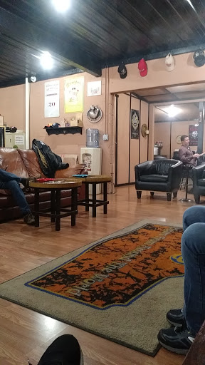 Tobacco Shop «Planet RYO Shrewsbury», reviews and photos, 12 Constitution Ave, Shrewsbury, PA 17361, USA