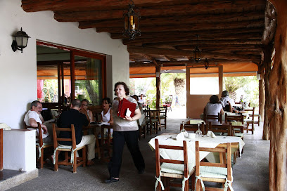 Restaurante Es Pins Cala Pada - km 3.1, Carrer de Cèsar Puget Riquer, 07849, Balearic Islands, Spain