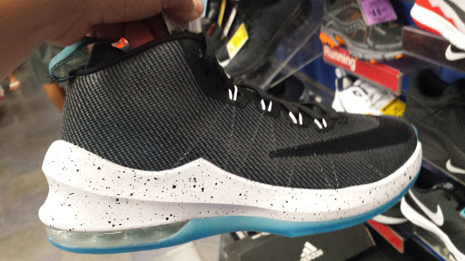 Sporting Goods Store «Big 5 Sporting Goods», reviews and photos, 5490 W Bell Rd A, Glendale, AZ 85308, USA