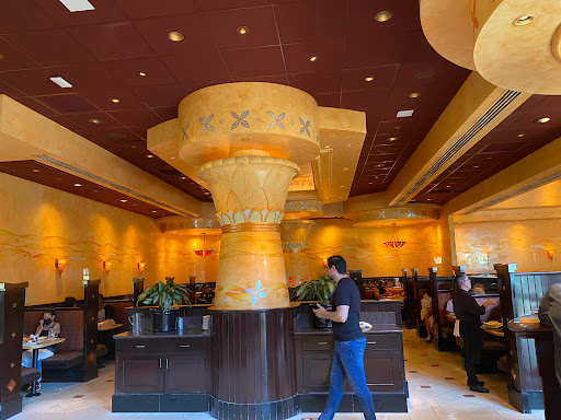 Shopping Mall «International Plaza and Bay Street», reviews and photos, 2223 N Westshore Blvd, Tampa, FL 33607, USA