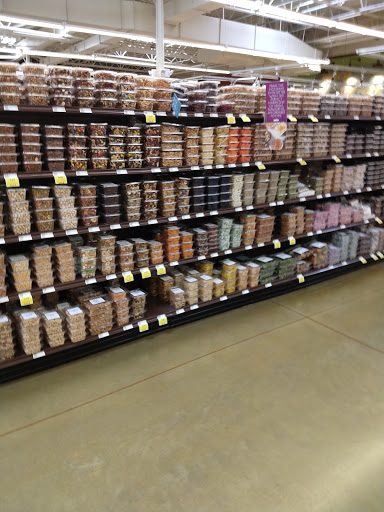 Grocery Store «Fresh Thyme Farmers Market- 86th Indianapolis IN», reviews and photos, 2342 W 86th St, Indianapolis, IN 46260, USA