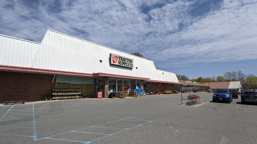 Tractor Supply Co., 128 NJ-94 STE 9, Blairstown, NJ 07825, USA, 