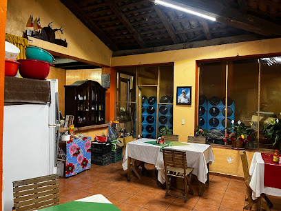Cenaduria - Gral Aguirre 21, San Sebastián del Oeste Centro, 46990 San Sebastián del Oeste, Jal., Mexico