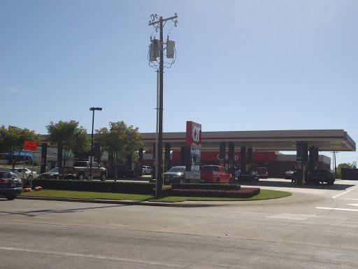 Gas Station «QuikTrip», reviews and photos, 302 Swisher Rd, Lake Dallas, TX 75065, USA