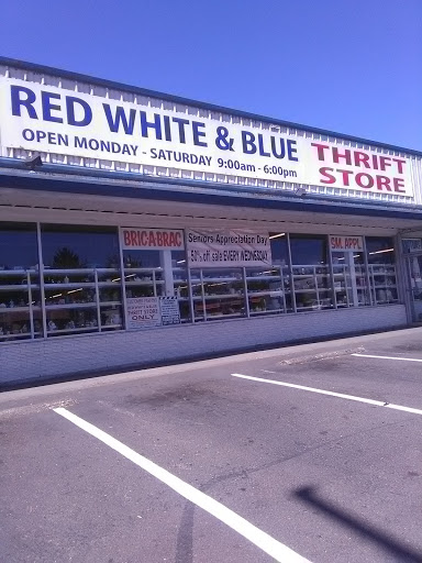 Thrift Store «Red White & Blue Thrift Store», reviews and photos, 19239 SE McLoughlin Blvd, Gladstone, OR 97027, USA