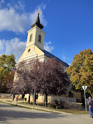Dusnoki Szent Fülöp és Jakab apostolok templom