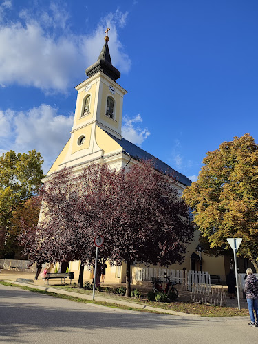 Dusnoki Szent Fülöp és Jakab apostolok templom