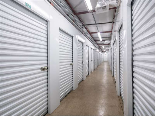 Storage Facility «Extra Space Storage», reviews and photos, 416 S Lincolnway St, North Aurora, IL 60542, USA