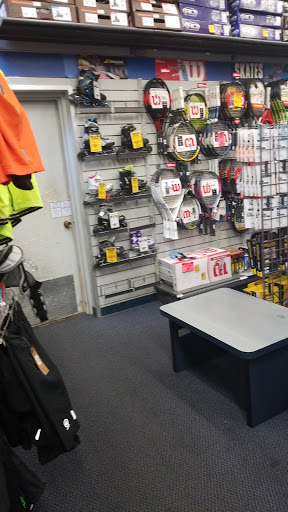 Sporting Goods Store «Big 5 Sporting Goods - Wilshire», reviews and photos, 6601 Wilshire Blvd, Los Angeles, CA 90048, USA