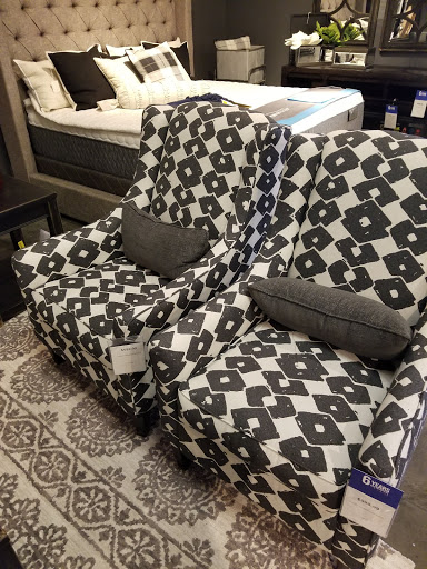 Furniture Store «Ashley HomeStore», reviews and photos, 2409 N Hwy 67, Florissant, MO 63033, USA