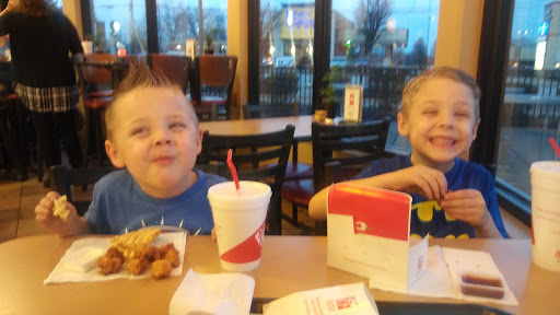 Fast Food Restaurant «Chick-fil-A», reviews and photos, 2225 State St, New Albany, IN 47150, USA