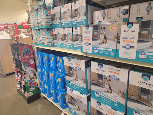 Pet Supply Store «PetSmart», reviews and photos, 595 E Hospitality Ln, San Bernardino, CA 92408, USA