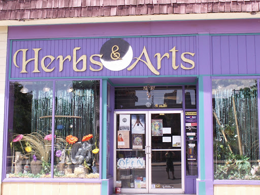 Herbs & Arts