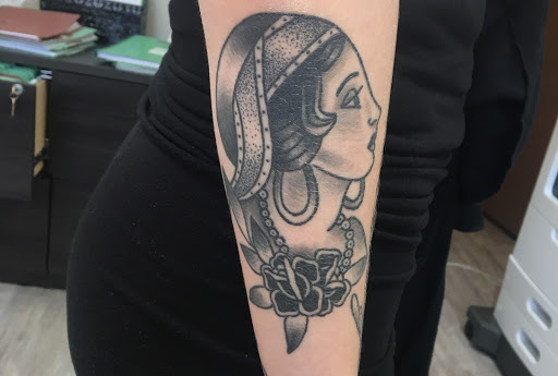 Tattoo Shop «Living Canvas Tattoos Inc», reviews and photos, 930 S Mill Ave, Tempe, AZ 85281, USA