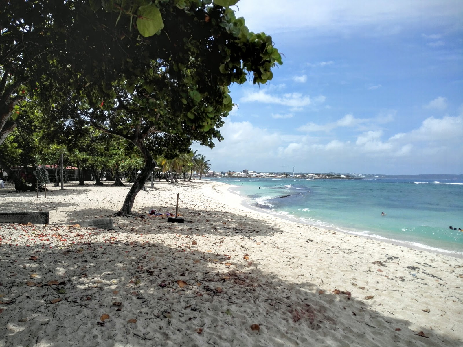 Valokuva Plage De L'Autre Bordista. ja asutus