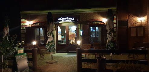 Vadrózsa by Piccolo-bistro