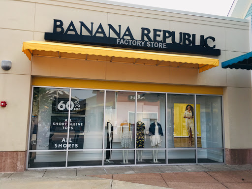 Banana Republic, 1 Premium Outlet Blvd, Tinton Falls, NJ 07753, USA, 
