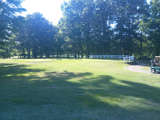 Public Golf Course «Rolling Hills Golf Course», reviews and photos, 1600 Pine Dr, Russellville, KY 42276, USA