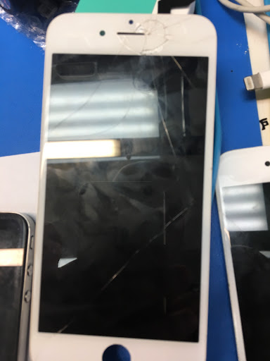 Cell Phone Store «Fix Express (Pines)», reviews and photos, 7950 Pines Blvd, Pembroke Pines, FL 33024, USA