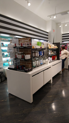 Cosmetics Store «SEPHORA», reviews and photos, 616 Southcenter Mall, Tukwila, WA 98188, USA