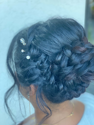 Hair Salon «Cielo Hair Salon», reviews and photos, 466 N Coast Hwy 101, Encinitas, CA 92024, USA