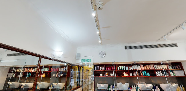 Reviews of Mahogany Hairdressing, Little Clarendon Street in Oxford - Barber shop