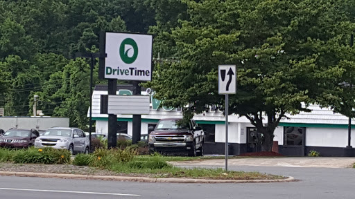 Used Car Dealer «DriveTime Used Cars», reviews and photos, 1370 Peters Creek Pkwy, Winston-Salem, NC 27103, USA