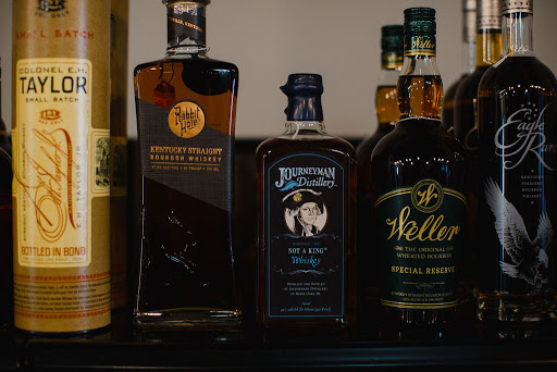 Wine Store «CRAFT - Wine, Beer & Spirits», reviews and photos, 1433 W Belmont Ave, Chicago, IL 60657, USA