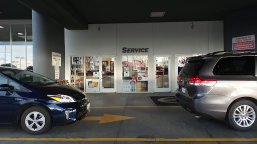 Toyota Dealer «Tracy Toyota», reviews and photos, 2895 Naglee Rd, Tracy, CA 95304, USA
