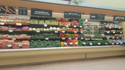 Grocery Store «Giant», reviews and photos, 13060 Middlebrook Road, Germantown, MD 20874, USA