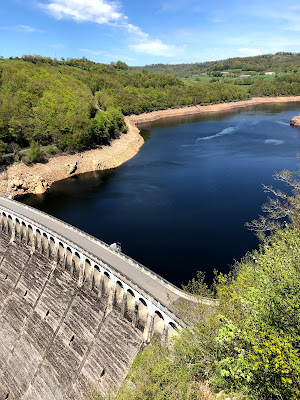 Belvédère du barrage EDF de Sarrans à Argences-en-Aubrac