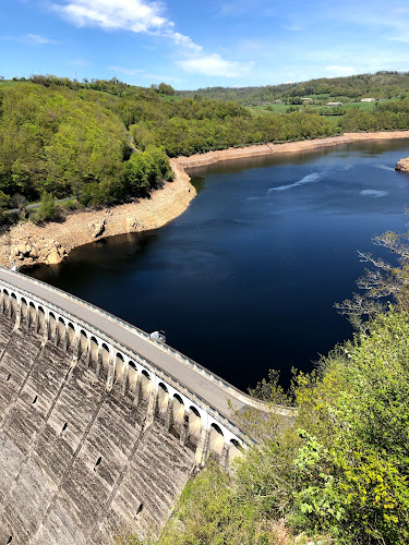 Belvédère du barrage EDF de SARRANS à Argences-en-Aubrac